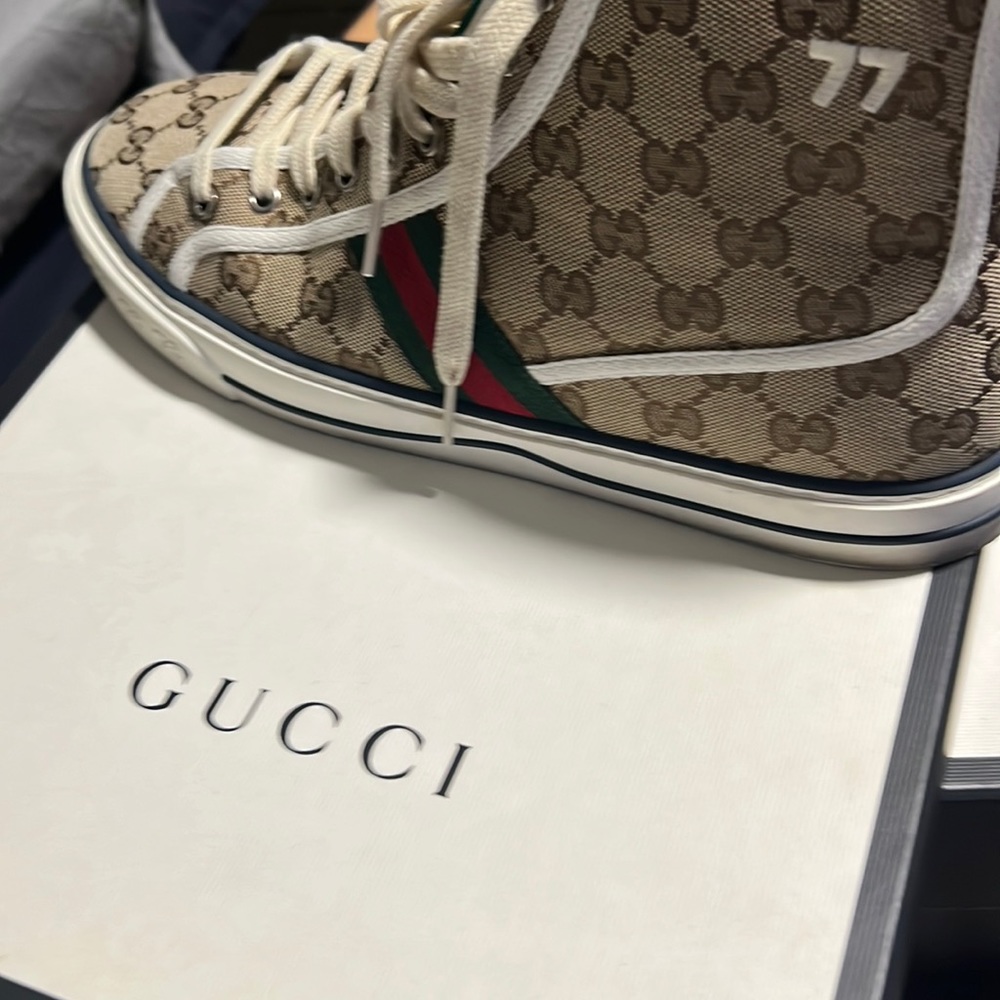 Gucci